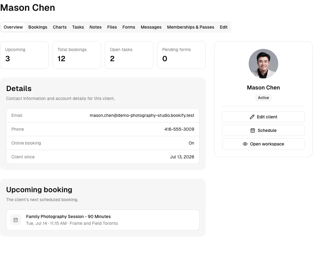 Photography Studio software showing client profile.